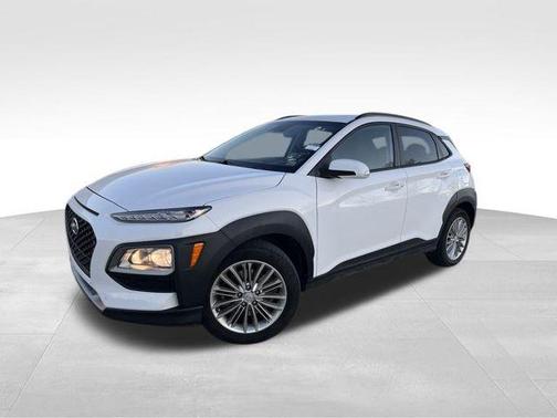 2021 Hyundai KONA SEL Plus