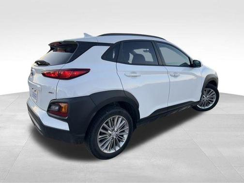 2021 Hyundai KONA SEL Plus