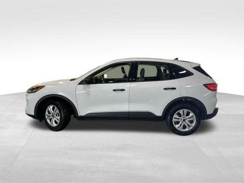 Oxford White 2022 Ford Escape S