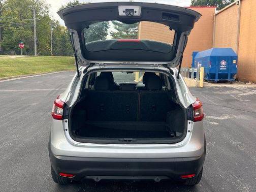 Brilliant Silver Metallic 2020 Nissan Rogue Sport S