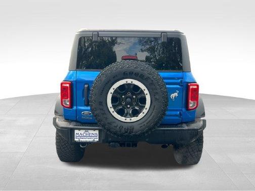Velocity Blue Metallic 2024 Ford Bronco Black Diamond