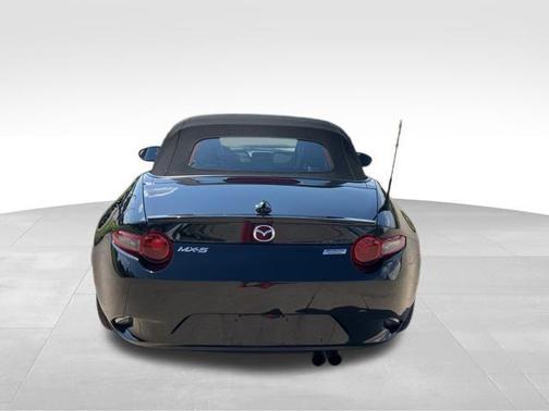 2016 Mazda MX-5 Miata Club