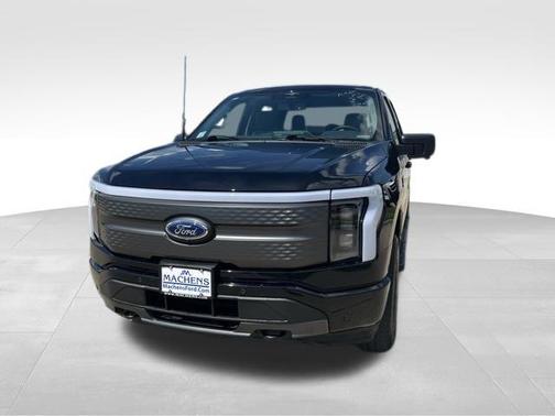 2023 Ford F-150 Lightning XLT