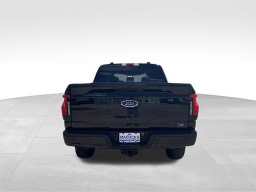 2023 Ford F-150 Lightning XLT