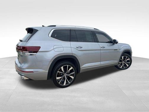 Silver Mist Metallic 2025 Volkswagen Atlas 2.0T SEL Premium R-Line