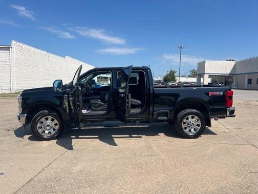 Black Metallic 2024 Ford F-350 Lariat Super Duty