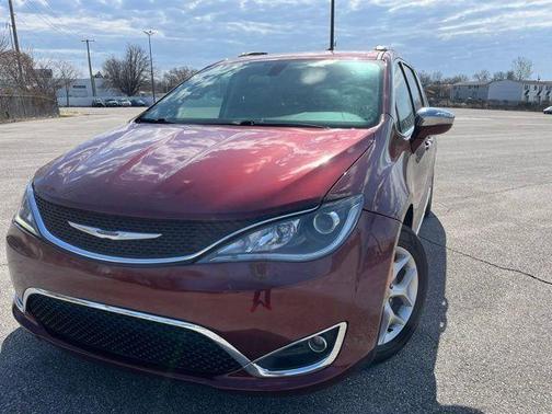 Velvet Red Pearlcoat 2020 Chrysler Pacifica Limited