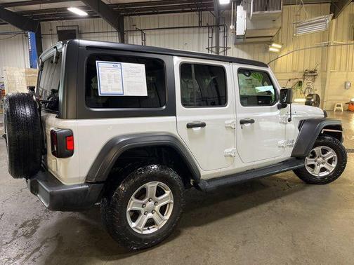 Bright White Clearcoat 2019 Jeep Wrangler Unlimited Sport