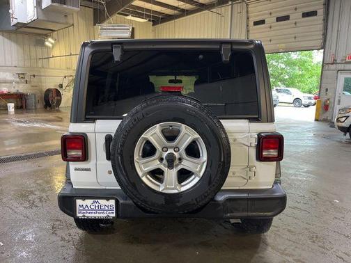 Bright White Clearcoat 2019 Jeep Wrangler Unlimited Sport