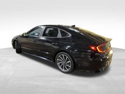 2020 Hyundai SONATA Limited