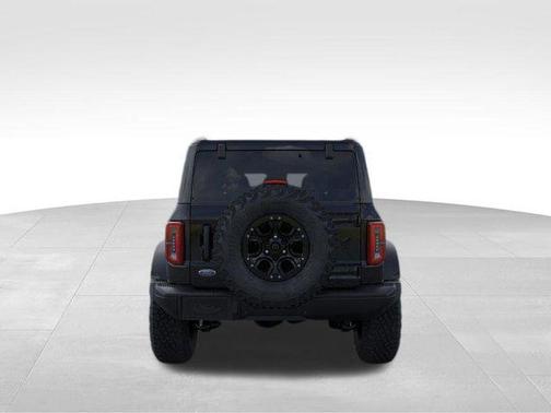 Shadow Black 2026 Ford Bronco Badlands