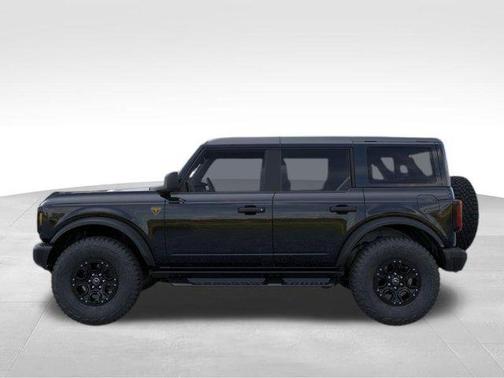 Shadow Black 2026 Ford Bronco Badlands