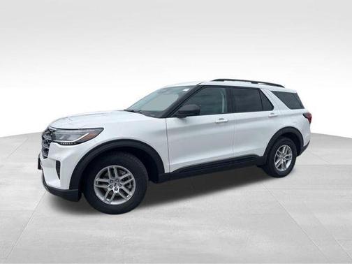 White Metallic 2025 Ford Explorer Active