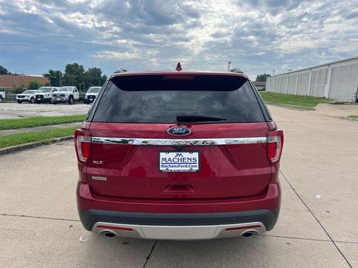Ruby Red Metallic 2017 Ford Explorer XLT