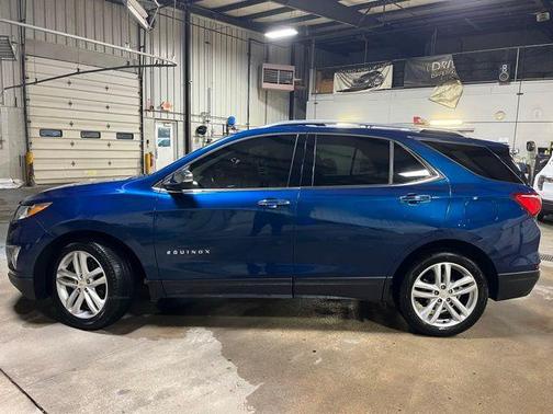 Pacific Blue Metallic 2020 Chevrolet Equinox Premier w/2LZ