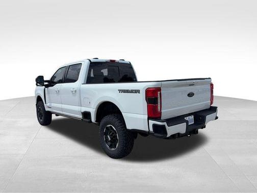 White 2026 Ford F-350 Lariat Super Duty