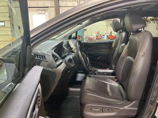 Modern Steel Metallic 2019 Honda Odyssey EX-L