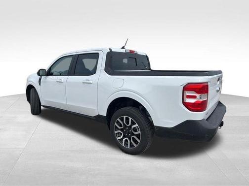 Oxford White 2024 Ford Maverick Lariat