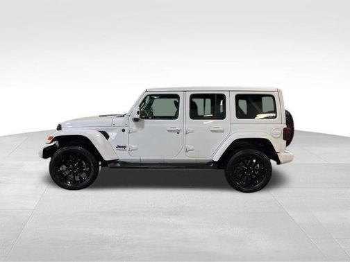 2021 Jeep Wrangler Unlimited Sahara Altitude