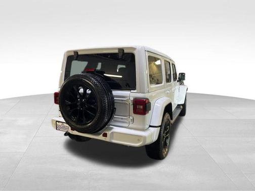 2021 Jeep Wrangler Unlimited Sahara Altitude