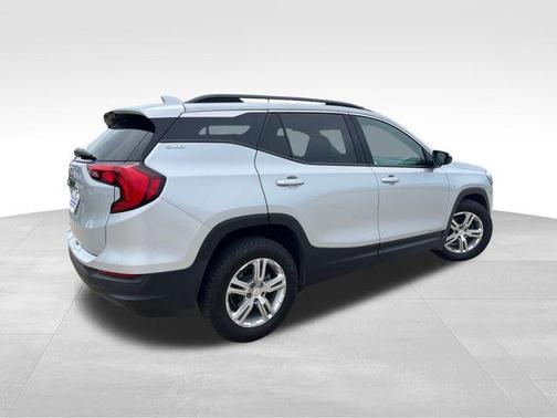 Quicksilver Metallic 2020 GMC Terrain SLE