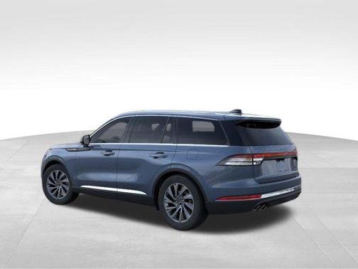 Blue Metallic 2026 Lincoln Aviator Premiere
