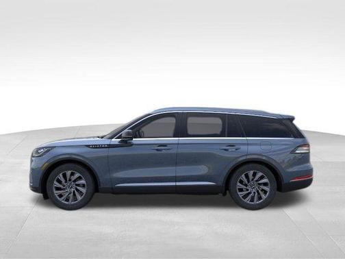Blue Metallic 2026 Lincoln Aviator Premiere