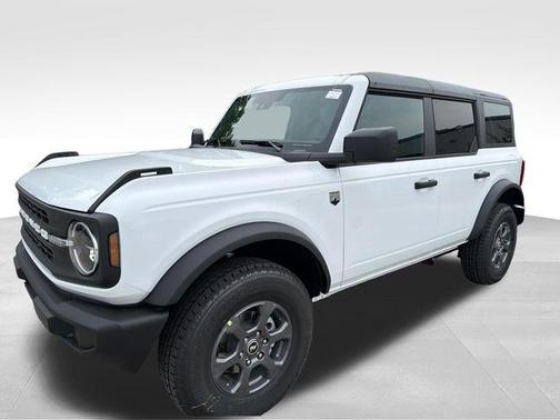 Oxford White 2026 Ford Bronco Big Bend