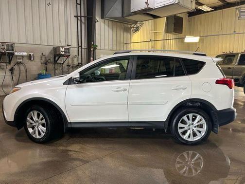 Blizzard Pearl 2014 Toyota RAV4 Limited