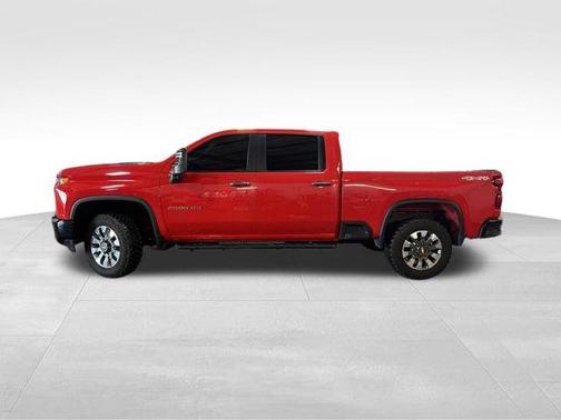 Red 2022 Chevrolet Silverado 2500 Custom