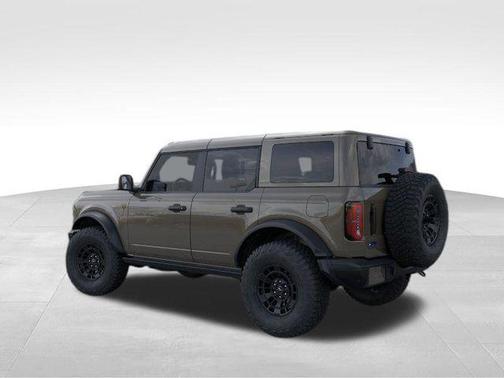 Gray 2026 Ford Bronco Badlands