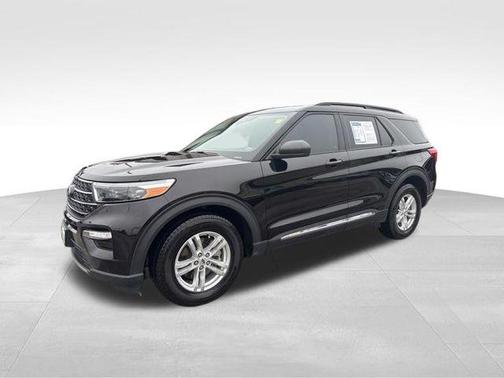 Black Metallic 2023 Ford Explorer XLT
