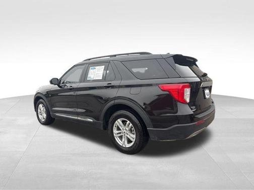 Black Metallic 2023 Ford Explorer XLT