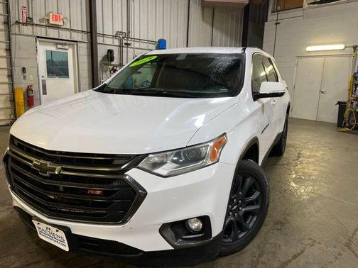 Summit White 2019 Chevrolet Traverse RS
