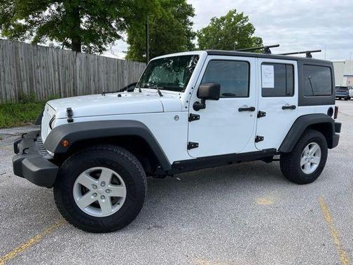 Bright White Clearcoat 2015 Jeep Wrangler Unlimited Sport
