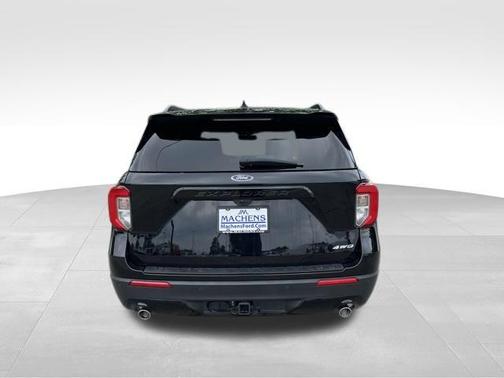 2024 Ford Explorer ST-Line