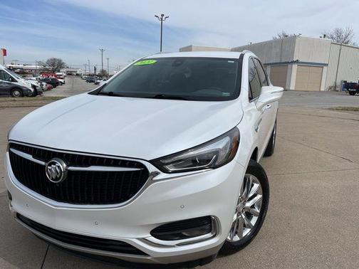 White Frost Tri-Coat 2021 Buick Enclave Premium