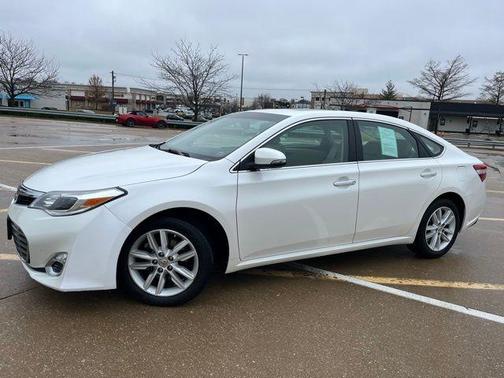 2014 Toyota Avalon XLE Premium