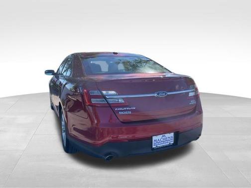 2016 Ford Taurus SEL