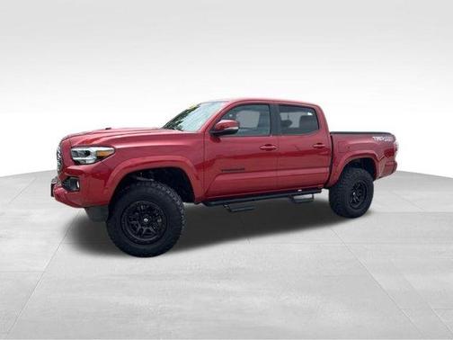 Barcelona Red Metallic 2021 Toyota Tacoma TRD Sport