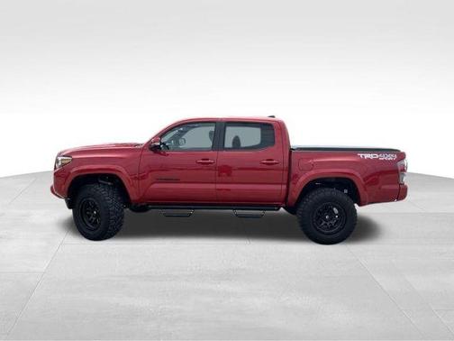 Barcelona Red Metallic 2021 Toyota Tacoma TRD Sport