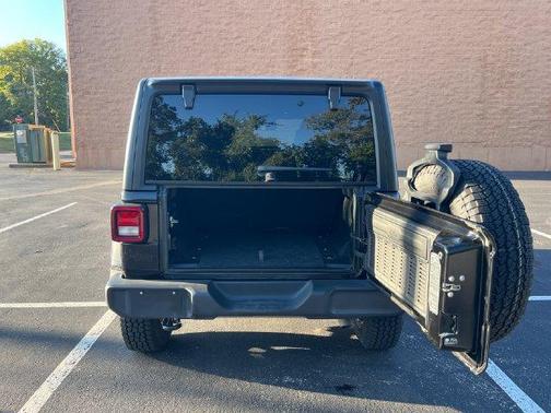 Black Clearcoat 2024 Jeep Wrangler Sport