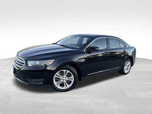 2017 Ford Taurus SEL