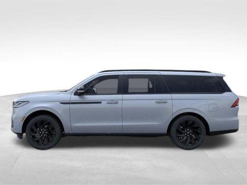 Gray Mist 2025 Lincoln Navigator L Reserve
