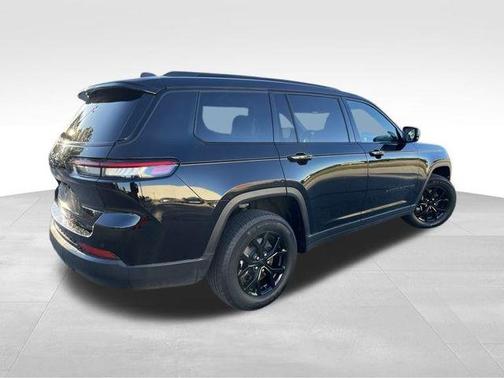 2024 Jeep Grand Cherokee L Laredo