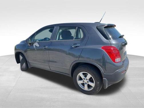 Cyber Gray Metallic 2016 Chevrolet Trax LS