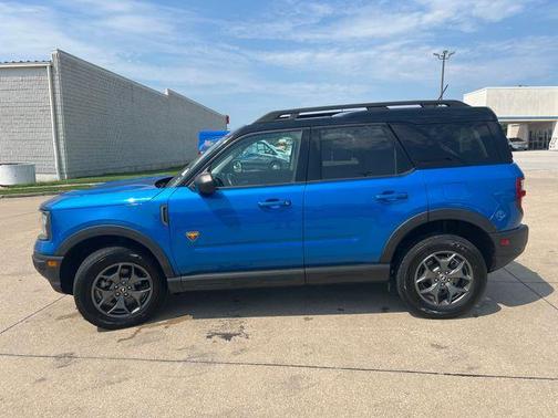 Blue Metallic 2022 Ford Bronco Sport Badlands