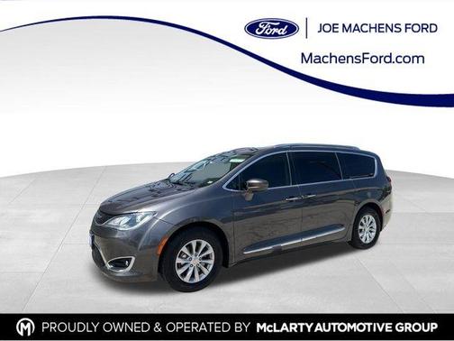 2018 Chrysler Pacifica Touring-L