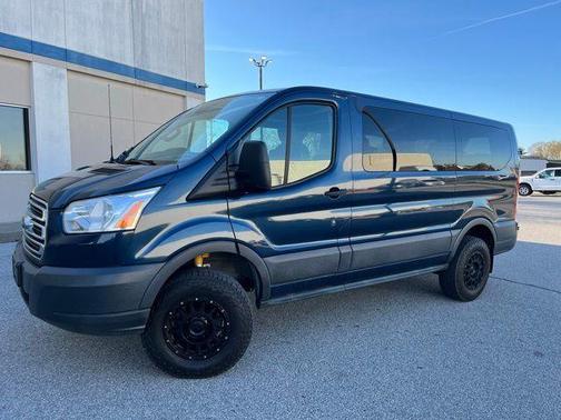 Blue 2017 Ford Transit-150 XLT
