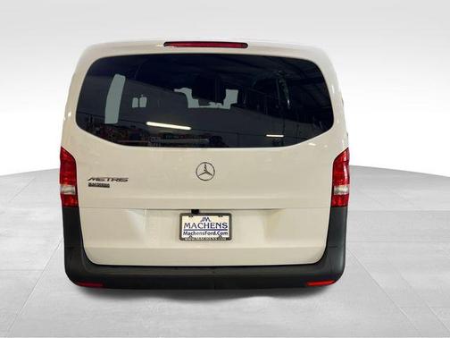 Arctic White 2023 Mercedes-Benz Metris Base